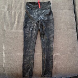 SPANX Dark Camouflage Leggings